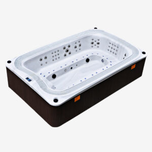 Semi-Commercial - XL Spa Overflow Three Quarter