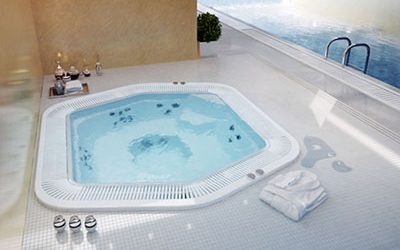 Fully Commercial Lifestyle Hero 400px